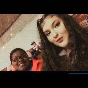 Meet your Posher, Tess